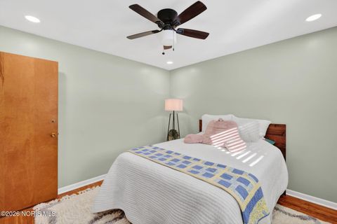 Tiny photo for 935 Clark Street, Bowling Green, OH 43402 (MLS # 10003504)