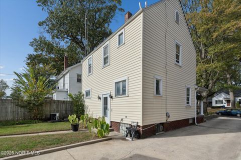 Tiny photo for 2645 Grantwood Drive, Toledo, OH 43613 (MLS # 10000266)