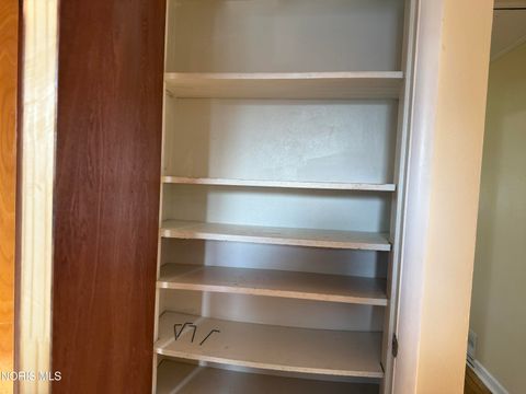 Tiny photo for 411 S Collinwood Boulevard, Fremont, OH 43420 (MLS # 10006037)