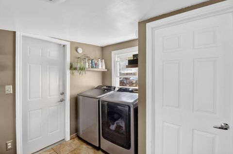 Tiny photo for 5310 Hammond Drive, Toledo, OH 43611 (MLS # 10000126)