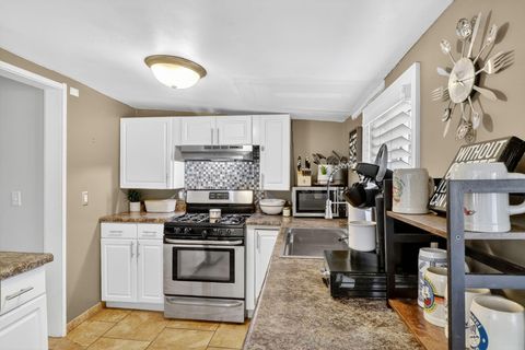 Tiny photo for 5310 Hammond Drive, Toledo, OH 43611 (MLS # 10000126)