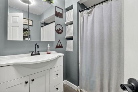 Tiny photo for 5310 Hammond Drive, Toledo, OH 43611 (MLS # 10000126)