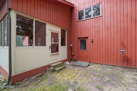Tiny photo for 854 Country Club Drive, Bowling Green, OH 43402 (MLS # 10013222)