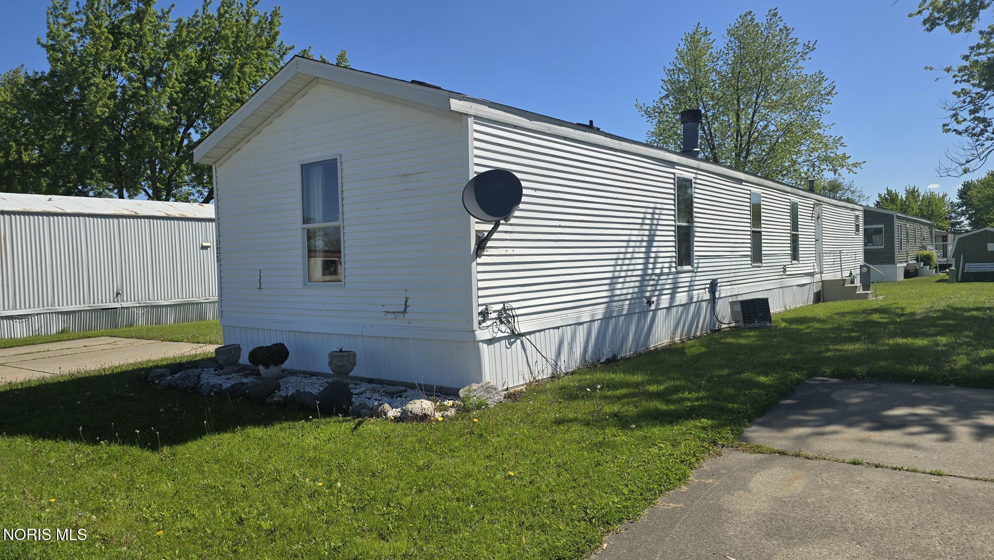 128 Bradford Avenue