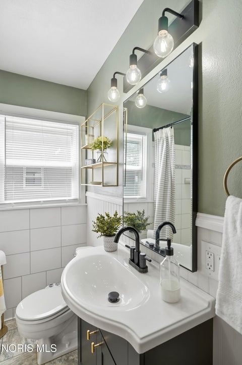 Tiny photo for 1751 Heatherdowns Boulevard, Toledo, OH 43614 (MLS # 10012500)