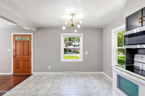 Tiny photo for 1751 Heatherdowns Boulevard, Toledo, OH 43614 (MLS # 10012500)