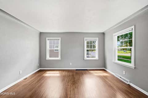 Tiny photo for 1751 Heatherdowns Boulevard, Toledo, OH 43614 (MLS # 10012500)