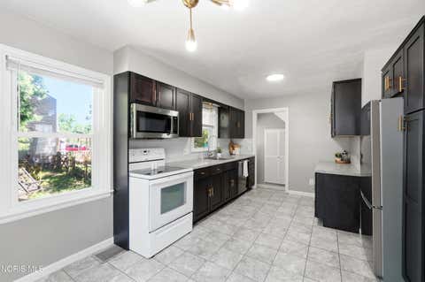 Tiny photo for 1751 Heatherdowns Boulevard, Toledo, OH 43614 (MLS # 10012500)