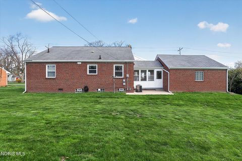 Tiny photo for 2137 Tremainsville Road, Toledo, OH 43613 (MLS # 10006235)