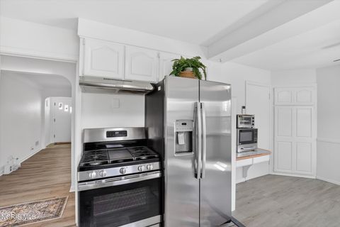 Tiny photo for 2137 Tremainsville Road, Toledo, OH 43613 (MLS # 10006235)