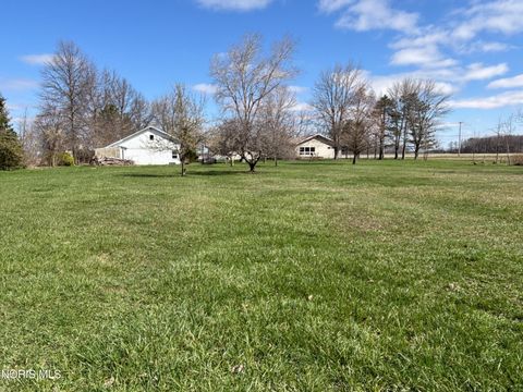 Tiny photo for 10490 W Salem Carroll Road, Oak Harbor, OH 43449 (MLS # 10006118)