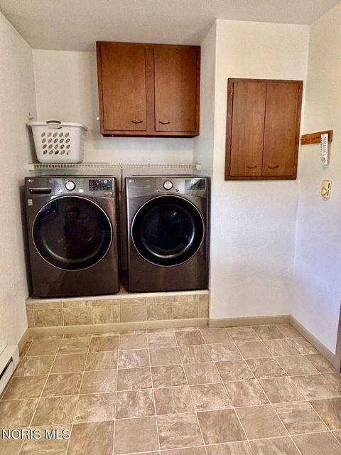 Tiny photo for 10490 W Salem Carroll Road, Oak Harbor, OH 43449 (MLS # 10006118)