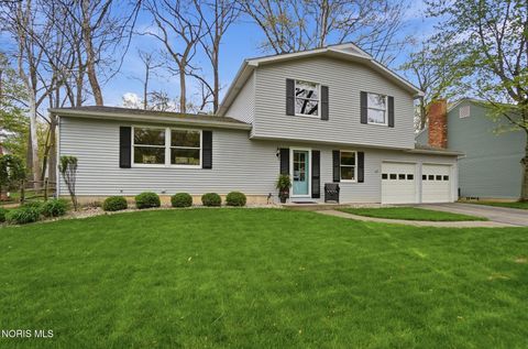 Photo of 5440 Radcliffe Road, Sylvania, OH 43560 (MLS # 10007110)