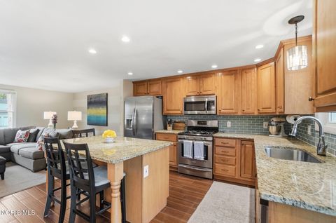 Tiny photo for 5440 Radcliffe Road, Sylvania, OH 43560 (MLS # 10007110)