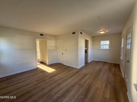 Tiny photo for 2938 Chipplegate Road, Toledo, OH 43614 (MLS # 10014767)