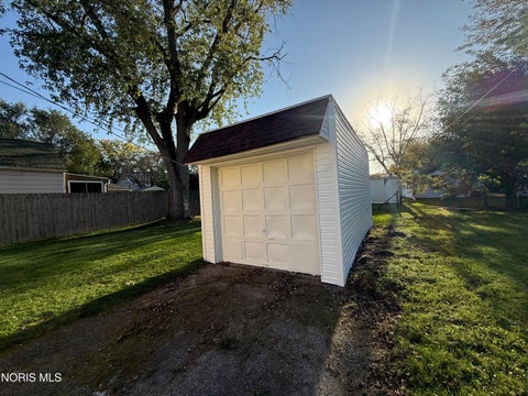 Tiny photo for 2938 Chipplegate Road, Toledo, OH 43614 (MLS # 10014767)