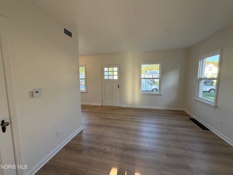 Tiny photo for 2938 Chipplegate Road, Toledo, OH 43614 (MLS # 10014767)