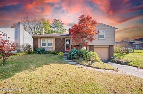 Photo of 2251 Richmand Drive, Northwood, OH 43619 (MLS # 10001225)