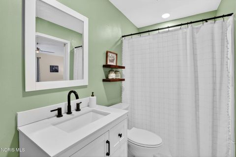 Tiny photo for 5543 Greenridge Drive, Toledo, OH 43615 (MLS # 10005880)