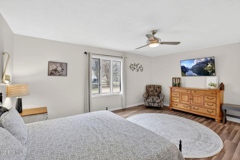 Tiny photo for 5543 Greenridge Drive, Toledo, OH 43615 (MLS # 10005880)