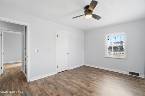 Tiny photo for 1421 Hurd Avenue, Findlay, OH 45840 (MLS # 10002222)