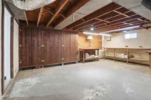 Tiny photo for 1421 Hurd Avenue, Findlay, OH 45840 (MLS # 10002222)