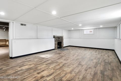 Tiny photo for 1421 Hurd Avenue, Findlay, OH 45840 (MLS # 10002222)