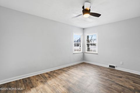 Tiny photo for 1421 Hurd Avenue, Findlay, OH 45840 (MLS # 10002222)