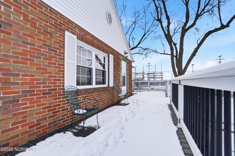 Tiny photo for 1421 Hurd Avenue, Findlay, OH 45840 (MLS # 10002222)