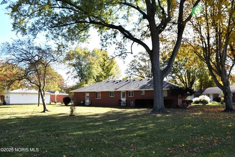 Tiny photo for 8 Arlington Court, Bowling Green, OH 43402 (MLS # 10000718)