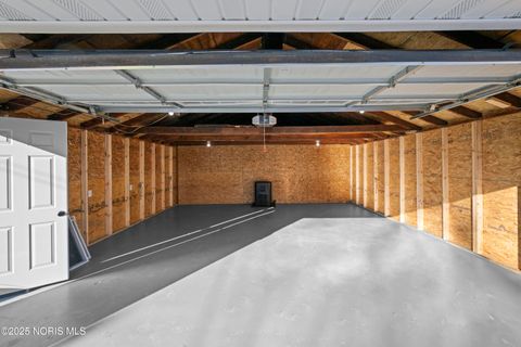 Tiny photo for 3041 123rd Street, Toledo, OH 43611 (MLS # 10002129)