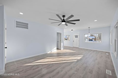 Tiny photo for 3041 123rd Street, Toledo, OH 43611 (MLS # 10002129)