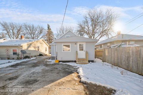 Tiny photo for 3041 123rd Street, Toledo, OH 43611 (MLS # 10002129)