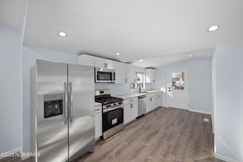 Tiny photo for 3041 123rd Street, Toledo, OH 43611 (MLS # 10002129)