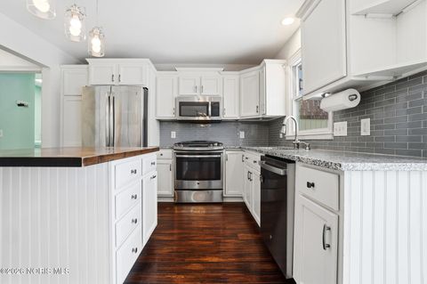 Tiny photo for 1619 Horseshoe Bend Drive, Perrysburg, OH 43551 (MLS # 10003158)