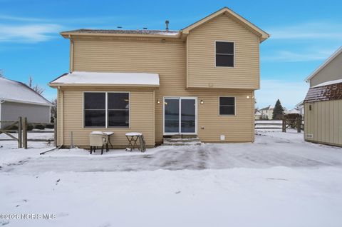 Tiny photo for 1619 Horseshoe Bend Drive, Perrysburg, OH 43551 (MLS # 10003158)