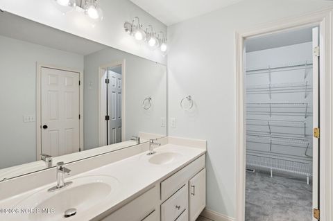 Tiny photo for 1619 Horseshoe Bend Drive, Perrysburg, OH 43551 (MLS # 10003158)