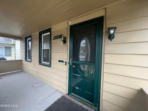 Tiny photo for 1407 Foster Avenue, Toledo, OH 43606 (MLS # 10012670)