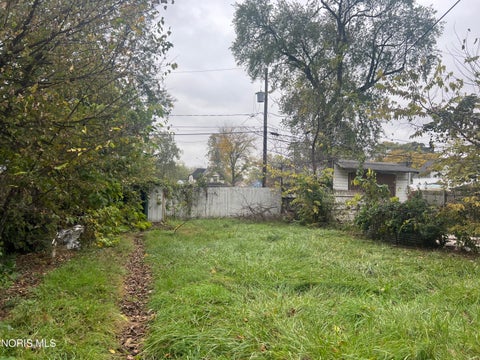 Tiny photo for 1407 Foster Avenue, Toledo, OH 43606 (MLS # 10012670)