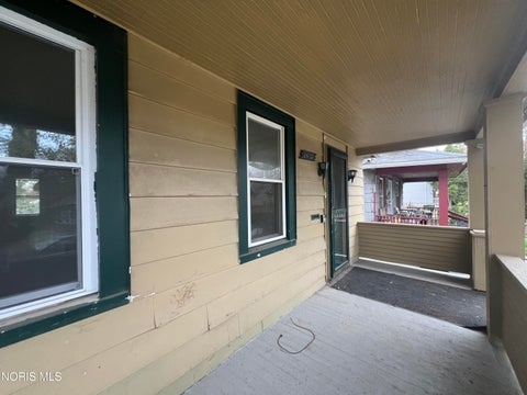Tiny photo for 1407 Foster Avenue, Toledo, OH 43606 (MLS # 10012670)
