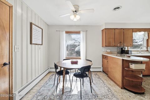 Tiny photo for 701 W Melrose Avenue, Findlay, OH 45840 (MLS # 10004047)