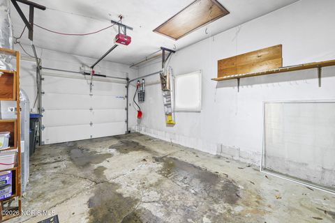 Tiny photo for 701 W Melrose Avenue, Findlay, OH 45840 (MLS # 10004047)