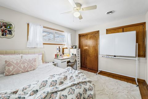 Tiny photo for 701 W Melrose Avenue, Findlay, OH 45840 (MLS # 10004047)