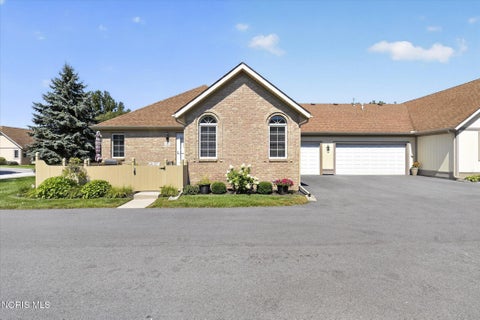 Tiny photo for 311 Turnbury Lane, Perrysburg, OH 43551 (MLS # 10012668)