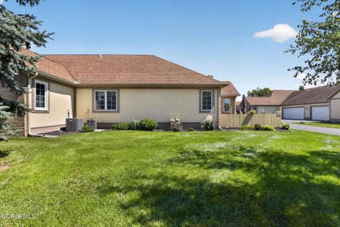 Tiny photo for 311 Turnbury Lane, Perrysburg, OH 43551 (MLS # 10012668)