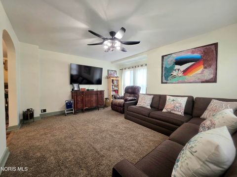 Tiny photo for 529 W Maple Street, Deshler, OH 43516 (MLS # 10004719)