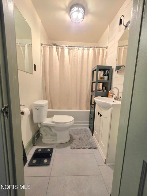 Tiny photo for 529 W Maple Street, Deshler, OH 43516 (MLS # 10004719)