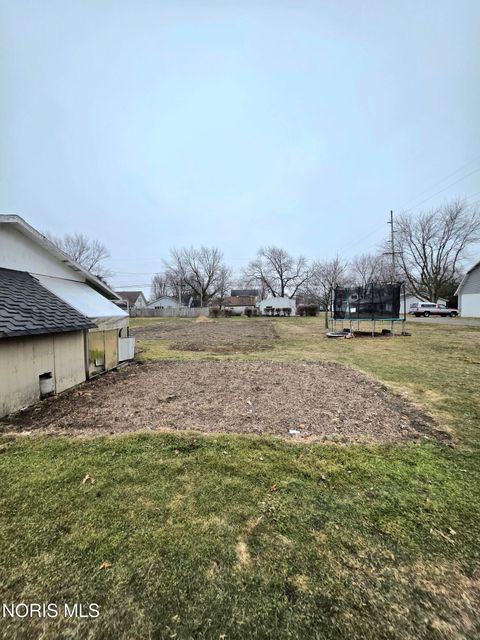 Tiny photo for 529 W Maple Street, Deshler, OH 43516 (MLS # 10004719)