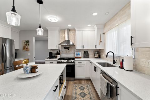 Tiny photo for 5246 Fredelia Drive, Toledo, OH 43623 (MLS # 10006080)