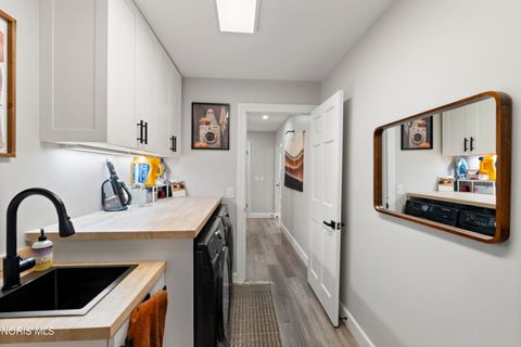 Tiny photo for 5246 Fredelia Drive, Toledo, OH 43623 (MLS # 10006080)